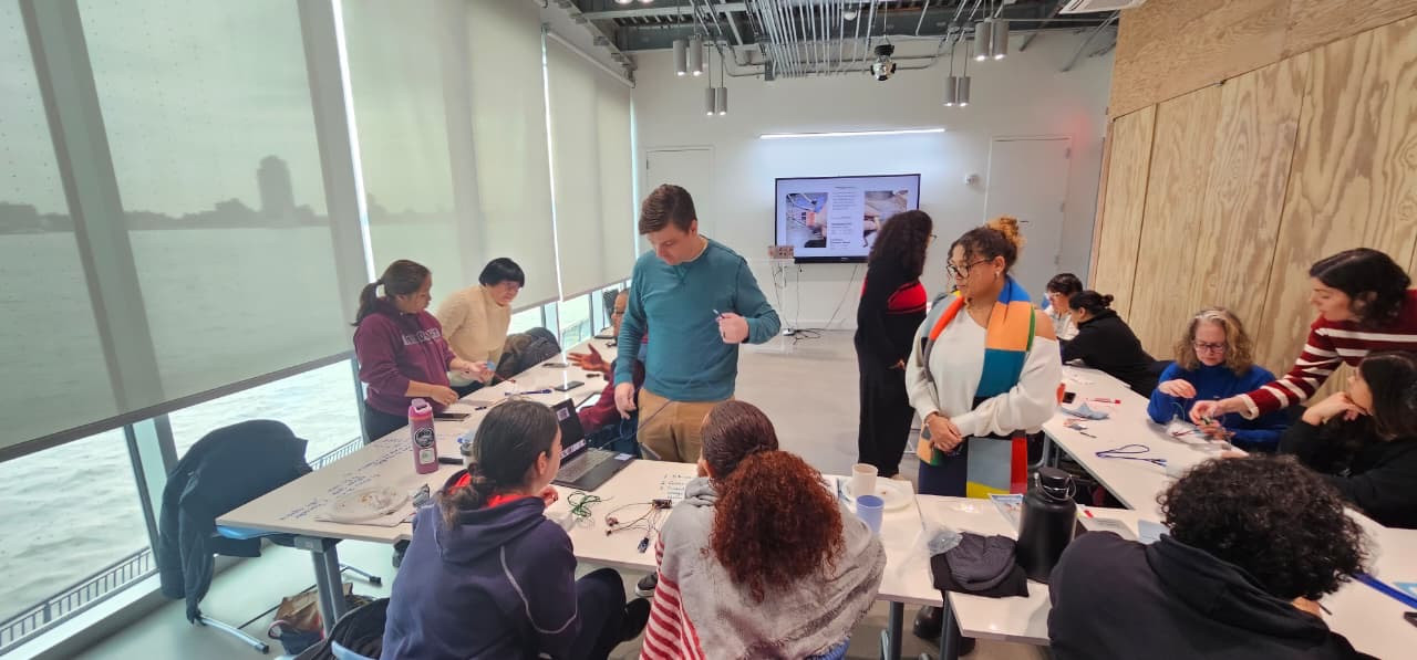 Dr. Westervelt explaining the DIY air sensor kit